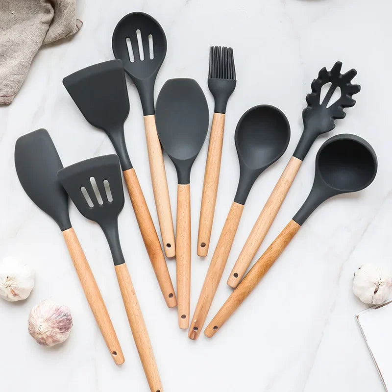 Conjunto de Utensílios de Cozinha de Silicone - 12 Peças de Utensílios de Cozinha Antiaderentes, Espátula, Pá, Batedores de Ovos com Cabo de Madeira.